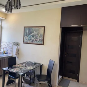 In Baku 90.0 m² apartment is for sale - Image 6