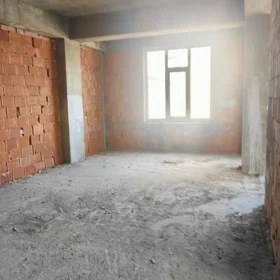 In Baku 110.0 m² apartment is for sale - Image 4