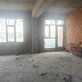 In Baku 110.0 m² apartment is for sale - Image 5