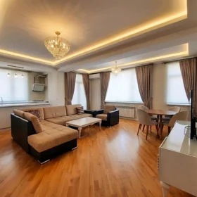 In Baku 95.0 m² apartment is for sale - Image 3