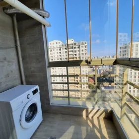 In Baku 95.0 m² apartment is for sale - Image 9