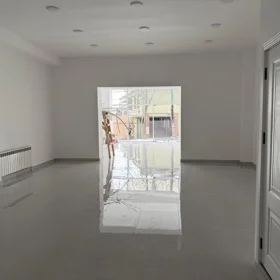 In Baku 100.0 m² commercial is for rent - Image 3
