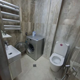In Baku 70.0 m² apartment is for rent - Image 10