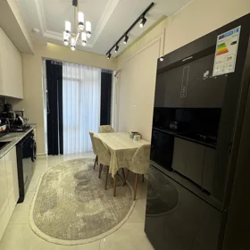 In Baku 90.0 m² apartment is for rent - Image 9