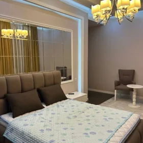 In Baku 100.0 m² apartment is for sale - Image 5