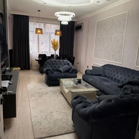 In Baku 103.0 m² apartment is for sale - Image 3
