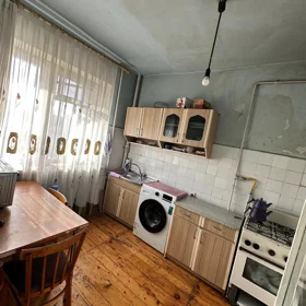 In Baku 50.0 m² apartment is for sale - Image 4