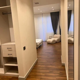 In Baku 110.0 m² apartment is for rent - Image 10