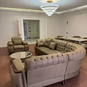 In Baku 180.0 m² apartment is for rent - Image 5