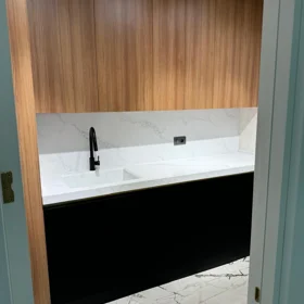 In Baku 180.0 m² apartment is for rent - Image 9