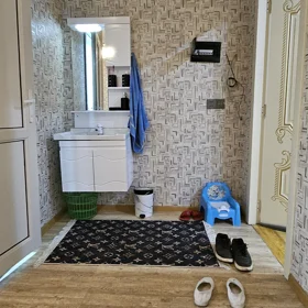 In Sabirabad 300.0 m² house with 4.0 rooms is for sale - Image 2
