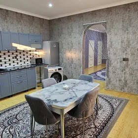 In Sabirabad 300.0 m² house with 4.0 rooms is for sale - Image 3