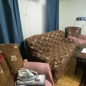 In Baku 45.0 m² house with 2.0 rooms is for rent - Image 3