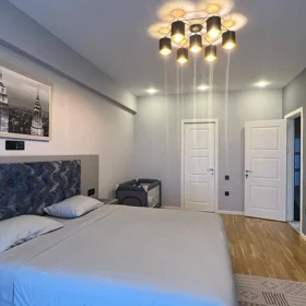 In Baku 135.0 m² apartment is for sale - Image 9