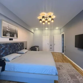 In Baku 135.0 m² apartment is for sale - Image 10