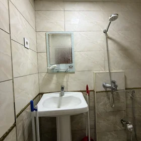 In Baku 50.0 m² apartment is for sale - Image 7