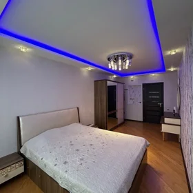 In Baku 150.0 m² apartment is for sale - Image 8
