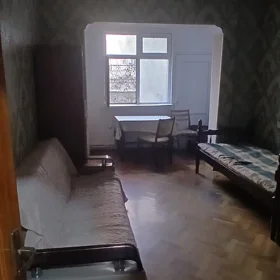 In Baku 75.0 m² apartment is for sale - Image 3