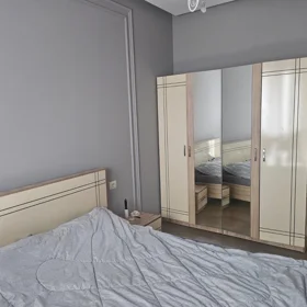 In Baku 90.0 m² apartment is for rent - Image 9