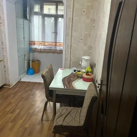 In Baku 80.0 m² apartment is for sale - Image 3