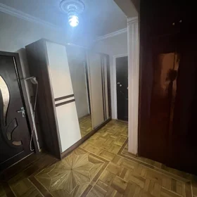 In Baku 80.0 m² apartment is for sale - Image 4