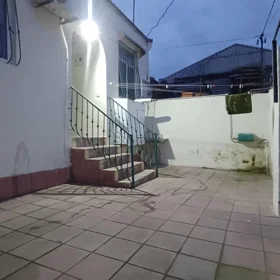 In Khirdalan 65.0 m² house with 3.0 rooms is for rent - Image 8