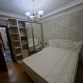 In Baku 70.0 m² apartment is for rent - Image 2