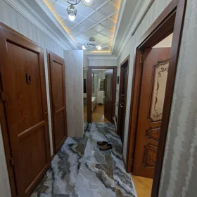 In Baku 70.0 m² apartment is for rent - Image 3