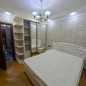 In Baku 70.0 m² apartment is for rent - Image 9