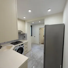 In Baku 75.0 m² apartment is for rent - Image 6