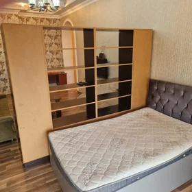 In Baku 70.0 m² apartment is for rent - Image 4