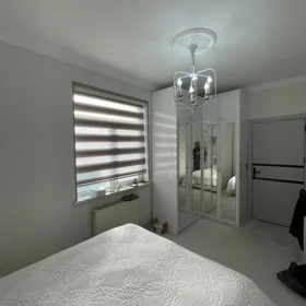 In Baku 110.0 m² house with 4.0 rooms is for sale - Image 2