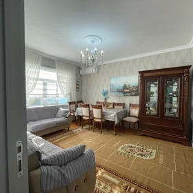 In Baku 110.0 m² house with 4.0 rooms is for sale - Image 4