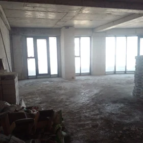 In Baku 137.0 m² apartment is for sale - Image 3