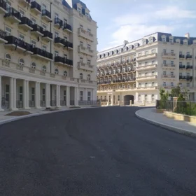 In Baku 137.0 m² apartment is for sale - Image 5