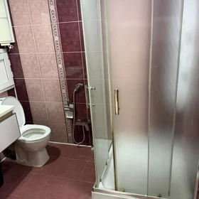 In Baku 85.0 m² apartment is for rent - Image 8