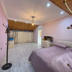 In nan 250.0 m² house with 4.0 rooms is for sale - Image 8