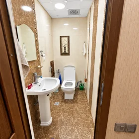 In Baku 85.0 m² apartment is for sale - Image 7