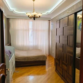 In Baku 139.0 m² apartment is for sale - Image 6