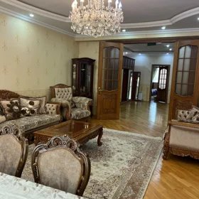 In Baku 180.0 m² apartment is for rent - Image 4
