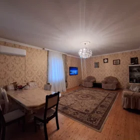 In Binəqədi rayonu 160.0 m² house with 4.0 rooms is for rent - Image 6