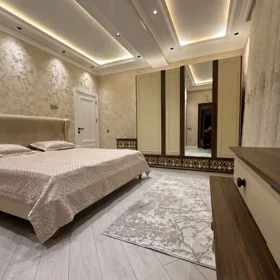 In Baku 100.0 m² apartment is for sale - Image 2