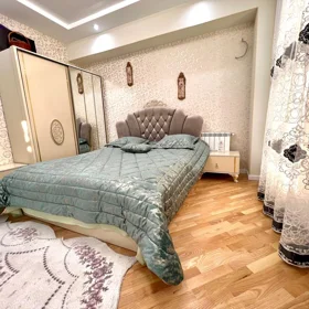 In Baku 500.0 m² apartment is for sale - Image 9