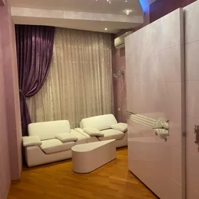 In Baku 120.0 m² apartment is for rent - Image 3