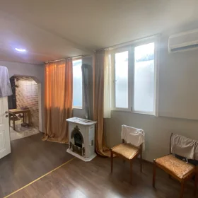 In Baku 82.0 m² house with 3.0 rooms is for sale - Image 4
