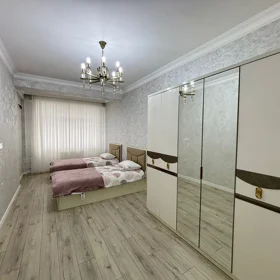 In Baku 165.0 m² apartment is for rent - Image 8