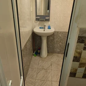 In Baku 55.0 m² house with 1.0 rooms is for rent - Image 5