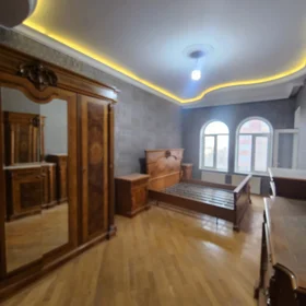 In Baku 160.0 m² apartment is for rent - Image 3