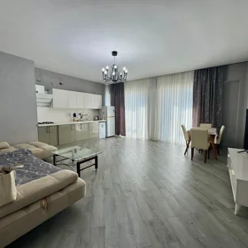 In Baku 70.0 m² apartment is for rent - Image 3