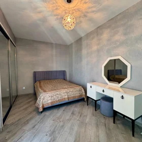 In Baku 70.0 m² apartment is for rent - Image 7